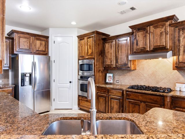 4956 Exposition Way, Fort Worth, TX 76244