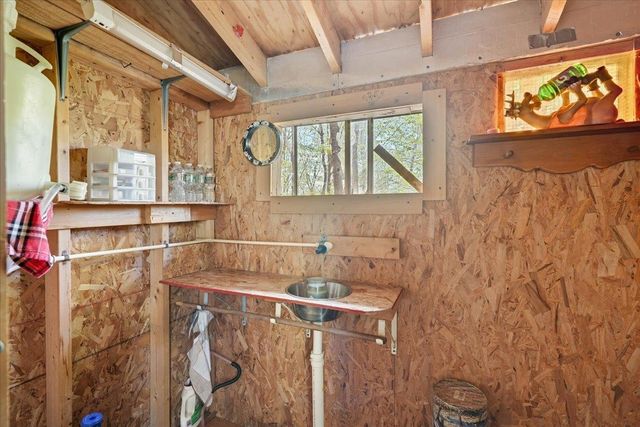 912 Deer Run Lane, Enosburg, VT 05450