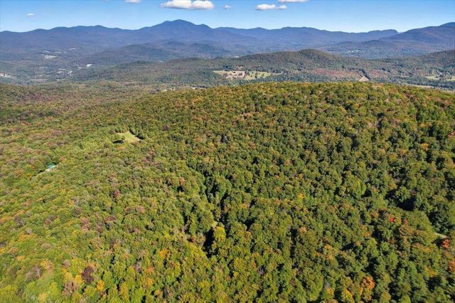 912 Deer Run Lane, Enosburg, VT 05450
