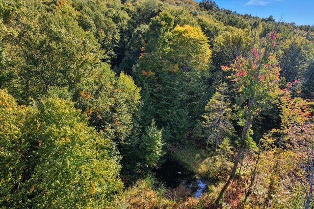 912 Deer Run Lane, Enosburg, VT 05450