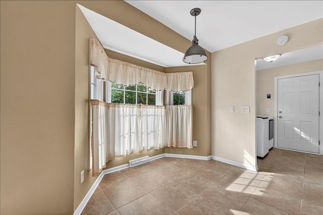 121 Three Wood Lane, Summerville, SC 29483