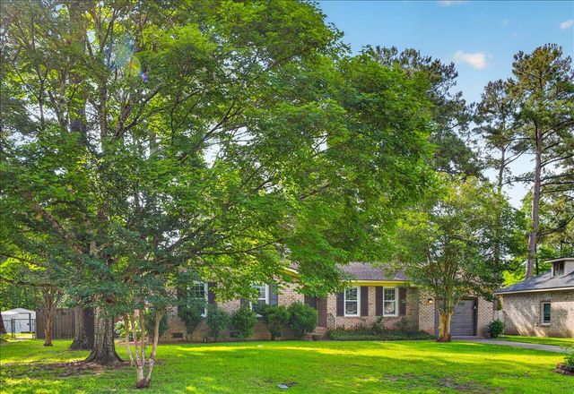 121 Three Wood Lane, Summerville, SC 29483