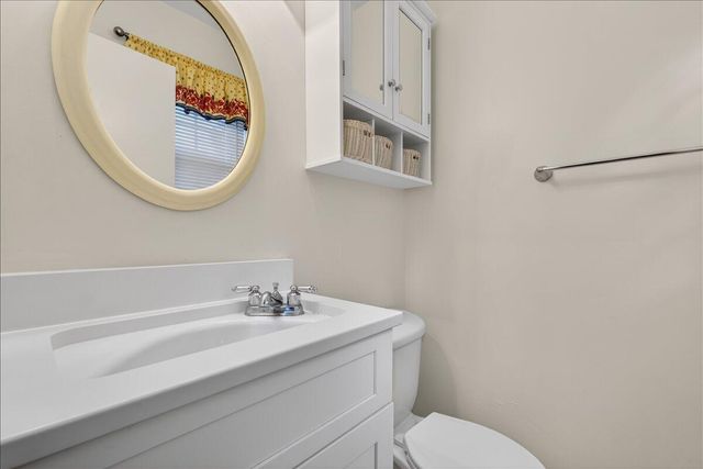 121 Three Wood Lane, Summerville, SC 29483