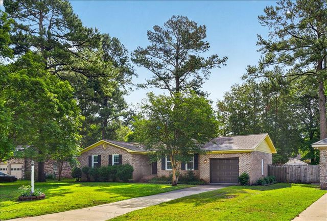 121 Three Wood Lane, Summerville, SC 29483