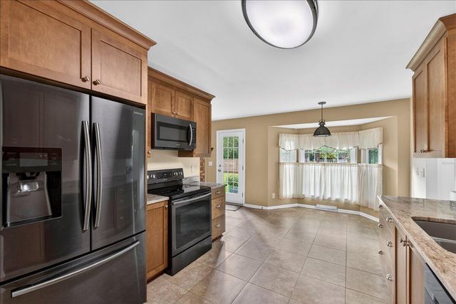 121 Three Wood Lane, Summerville, SC 29483