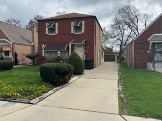 10835 S Peoria Street, Chicago, IL 60643