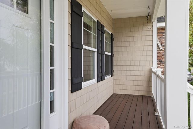 34 Meadow Lane, Amityville, NY 11701