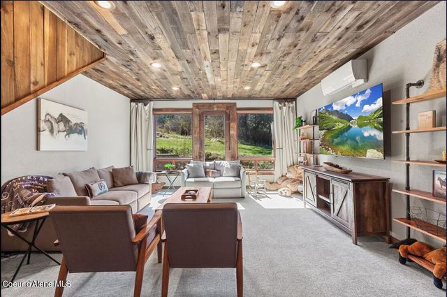 6500 W Highland DR, Coeur D'alene, ID 83814