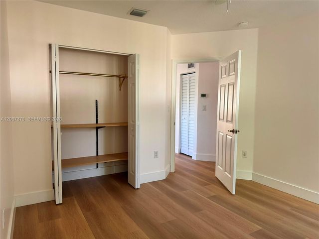 5606 NW 112th Passage, Doral, FL 33178