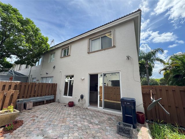 5606 NW 112th Passage, Doral, FL 33178