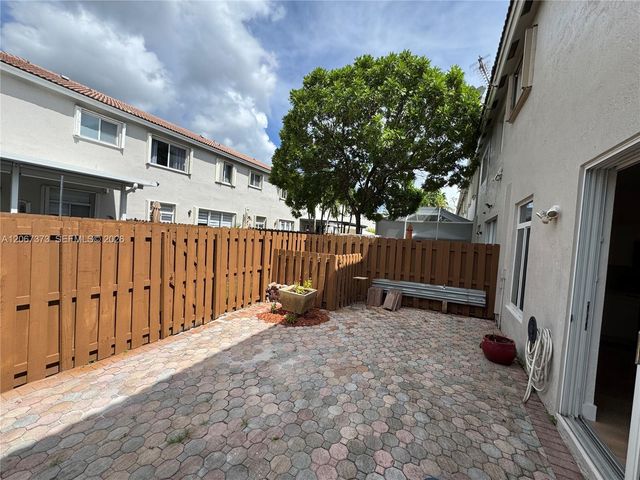 5606 NW 112th Passage, Doral, FL 33178