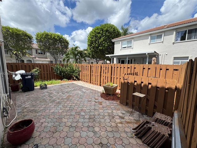 5606 NW 112th Passage, Doral, FL 33178