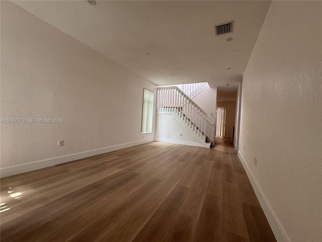 5606 NW 112th Passage, Doral, FL 33178