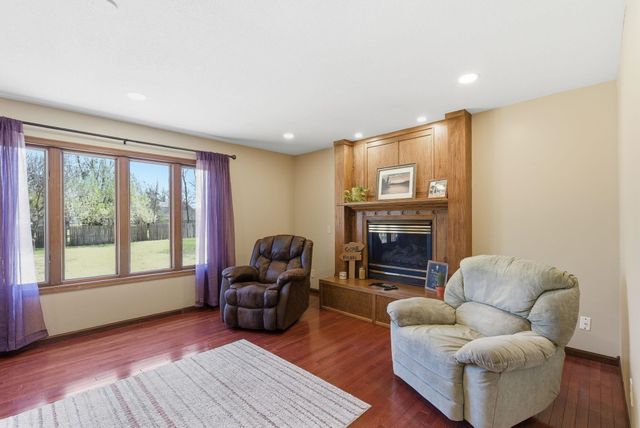 1808 S 125th St E, Wichita, KS 67207