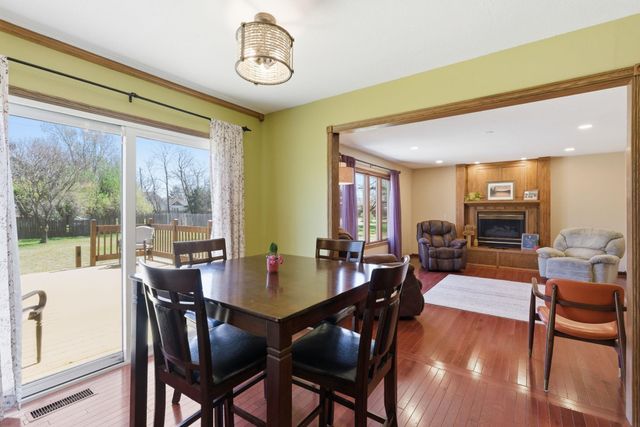 1808 S 125th St E, Wichita, KS 67207