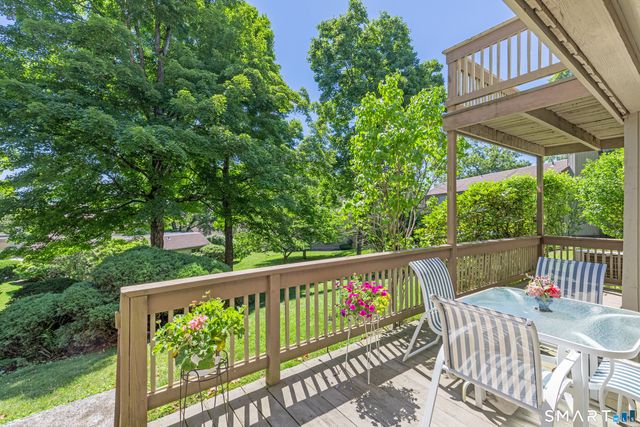 22 Heritage Village B, Southbury, CT 06488