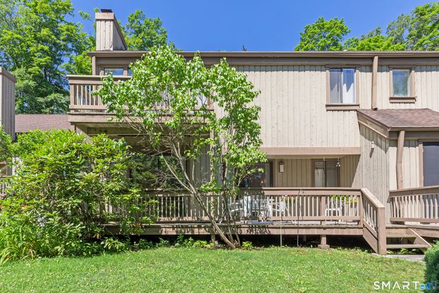 22 Heritage Village B, Southbury, CT 06488