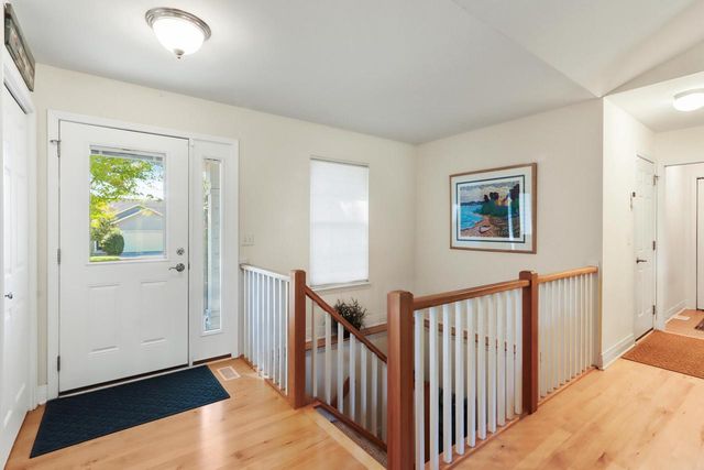 737 N Joshua LANE, Lake Geneva, WI 53147