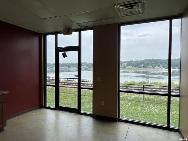 215 & 219 N MAIN Street, Port Byron, IL 61275