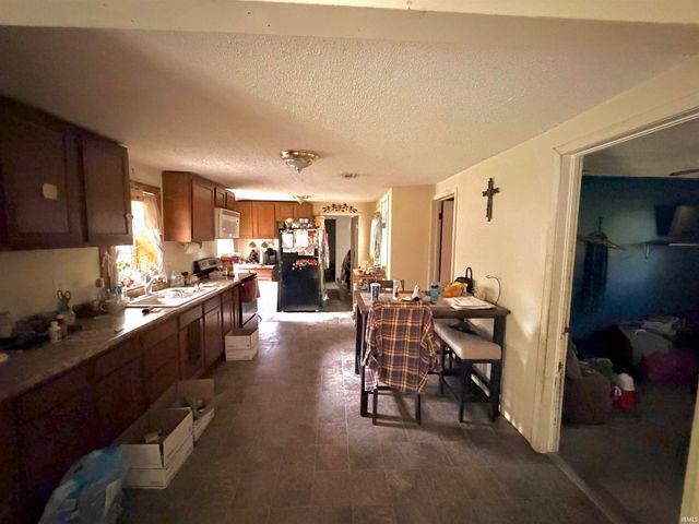 2220 Noldau Avenue, Evansville, IN 47712