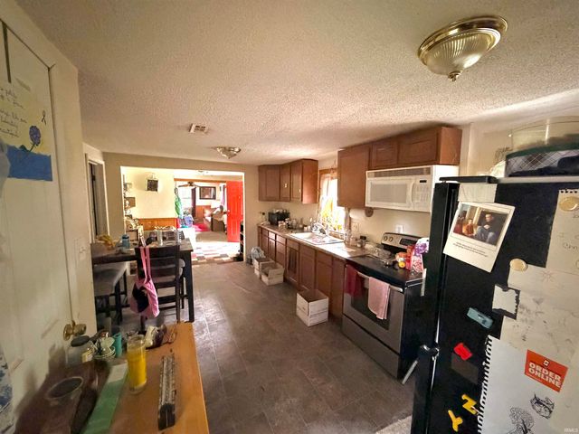 2220 Noldau Avenue, Evansville, IN 47712