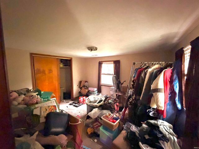 2220 Noldau Avenue, Evansville, IN 47712