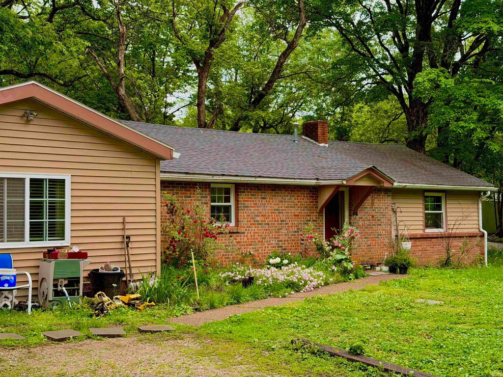 2220 Noldau Avenue, Evansville, IN 47712