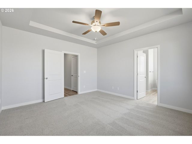562 E Wilson St, Carlton, OR 97111