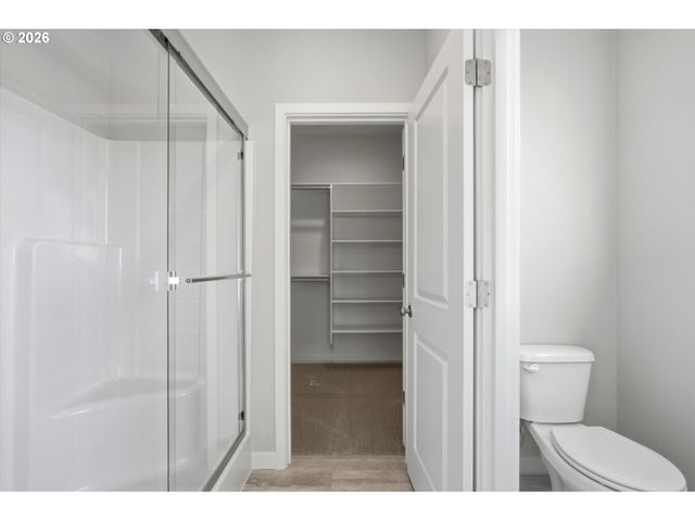 562 E Wilson St, Carlton, OR 97111