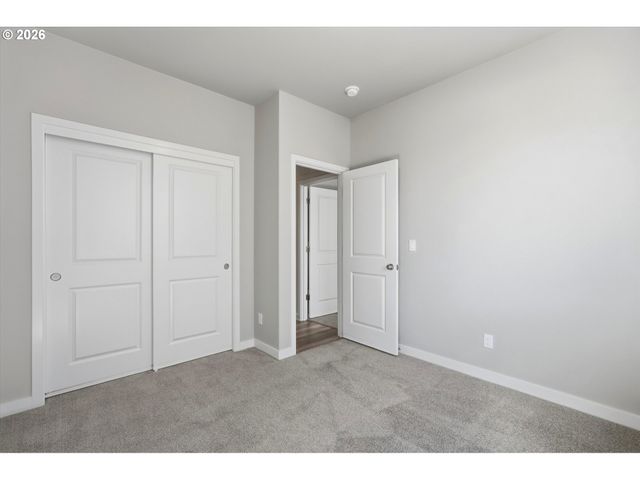 562 E Wilson St, Carlton, OR 97111