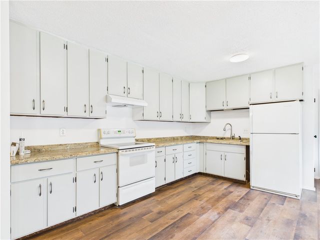 702 E 2nd Street, Mountain Home, AR 72653