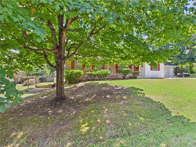702 E 2nd Street, Mountain Home, AR 72653