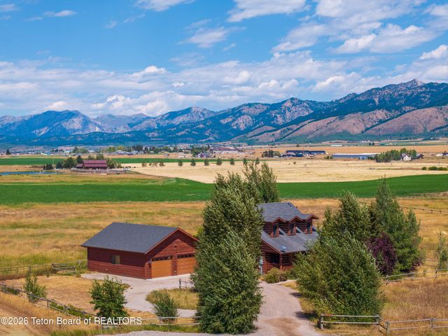 268 FISHERMAN'S Lane, Freedom, WY 83120