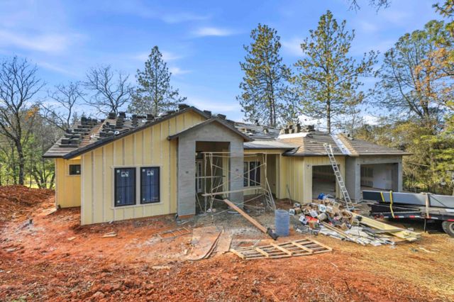 23796 Landon Evan Ln, Auburn, CA 95602
