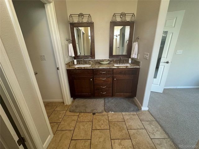 5305 S Ireland Way, Centennial, CO 80015