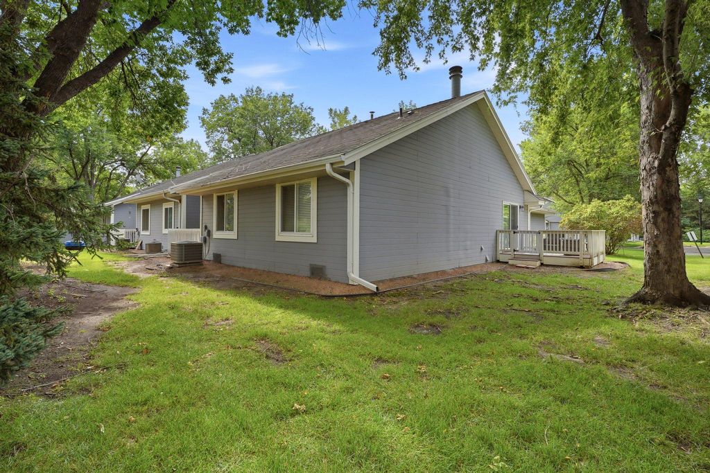 2741 River Hills Drive S, Burnsville, MN 55337 — photo 4