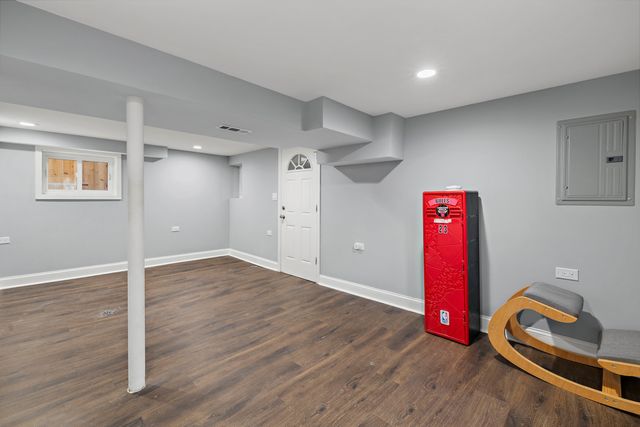 7535 W 61ST Street, Summit, IL 60501