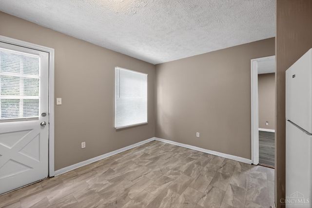 3206 Niagara, Cincinnati, OH 45251