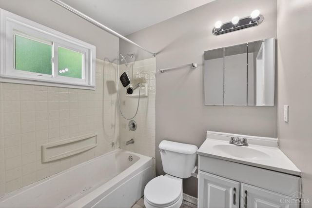 3206 Niagara, Cincinnati, OH 45251