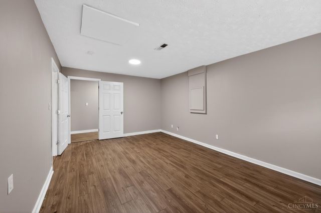 3206 Niagara, Cincinnati, OH 45251