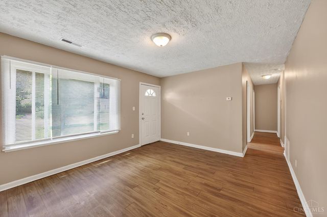 3206 Niagara, Cincinnati, OH 45251