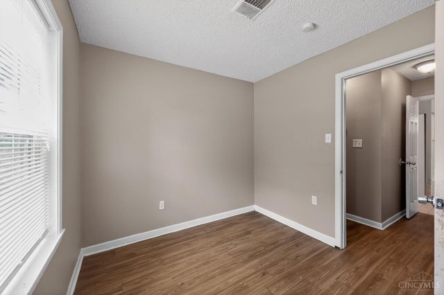 3206 Niagara, Cincinnati, OH 45251