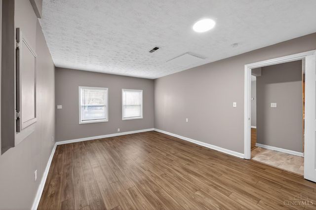 3206 Niagara, Cincinnati, OH 45251