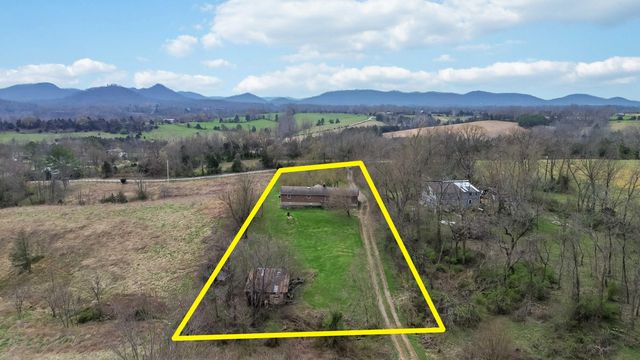 651 Panola Road, Waco, KY 40385