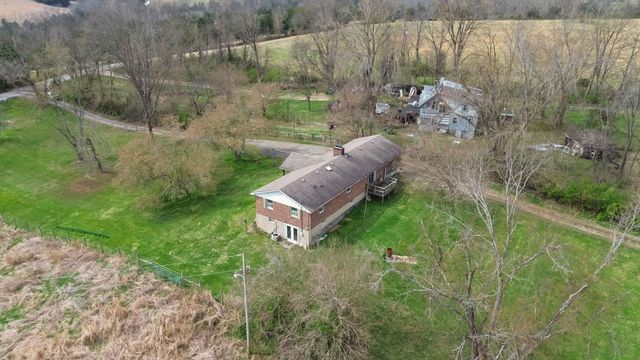 651 Panola Road, Waco, KY 40385