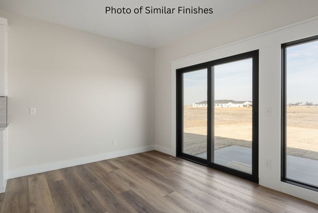 11 Viola Drive, Le Claire, IA 52753