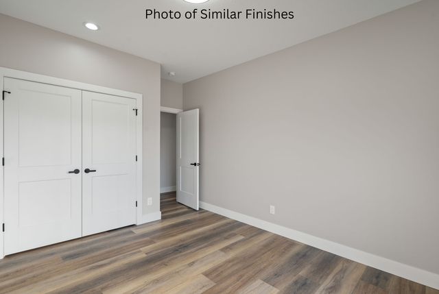 11 Viola Drive, Le Claire, IA 52753