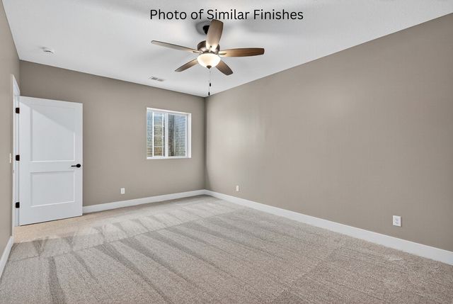 11 Viola Drive, Le Claire, IA 52753