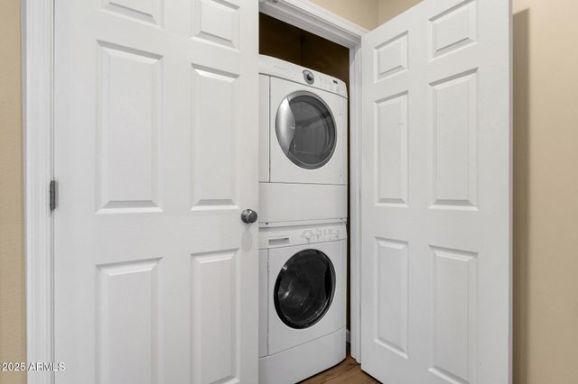 3221 N 37TH Street 10, Phoenix, AZ 85018