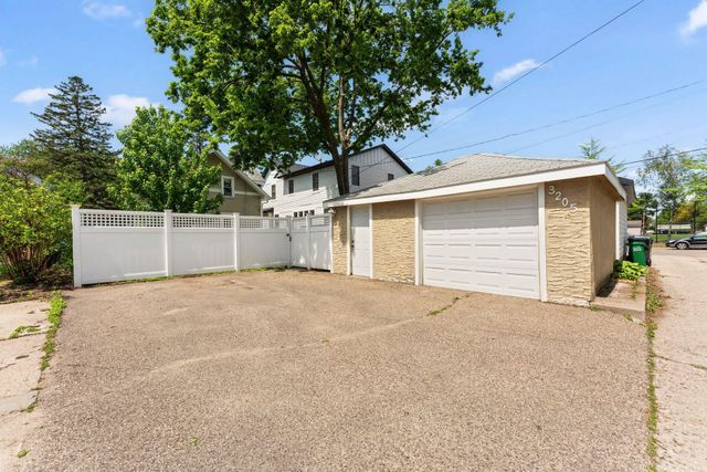 3205 46th Avenue S, Minneapolis, MN 55406